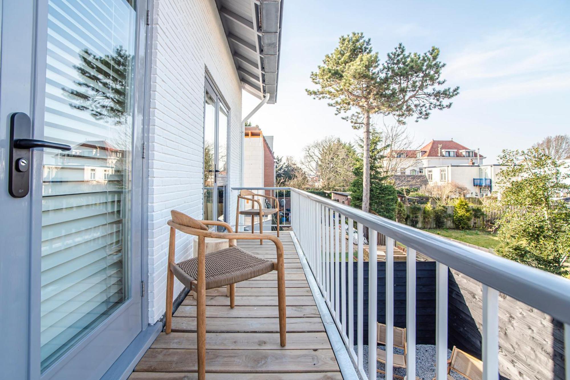 Marley'S Beachhouse - Luxury Guest Room With Balcony Zandvoort Bagian luar foto